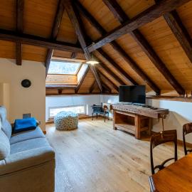 Corleta 2, hotel u gradu Ovaro