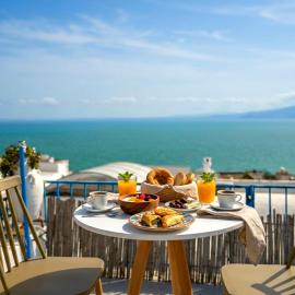 Skyborn in Sidi Bousaid RoofTop Seaview, hotel a Sidi Bou Saïd