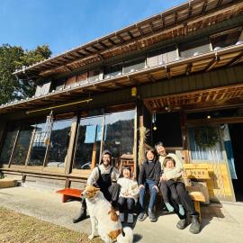Family Homestay Shirokuro Guesthouse – hotel w mieście Nakakiri