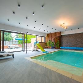 Wellness Vila Žakovce s bazénom