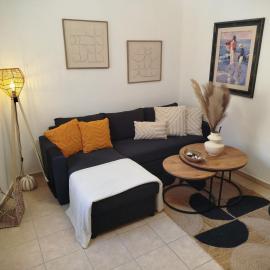Crest & Coast, hotel a Akoumia