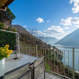 Nesso में, होटल Ritzy KaDoro Lakeview