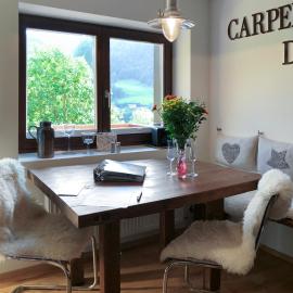 Bergromantik Ferienwohnung Nesterl mit eigener Sauna und Bergblick