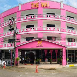 The Wai Hotel, hotel in Ban Khlong Phruan