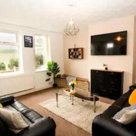 Entire 2 Bedroom Home Sheffield