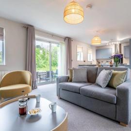 2 Bed in Saltash oc-87709, hotel in St. Mellion