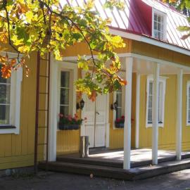 Kartanohotelli Artturi, Hotel in Söderkulla