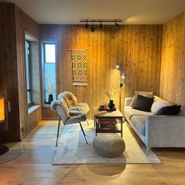 Exclusive apartment in a great hiking and skiing area, hotel in Eidfjord