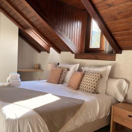 Apartamentos St.Anton Suites Benasque, khách sạn ở Benasque
