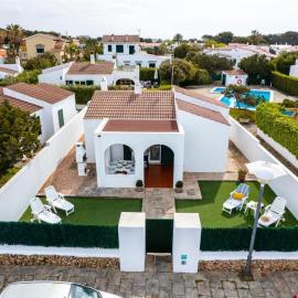 Villa Audrey, hotel in Cala en Bosc
