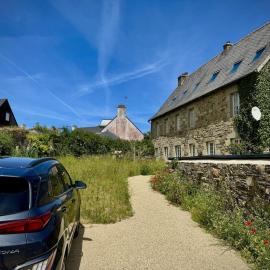 Charming house in an old rectory PMR, hotell i Tréguier
