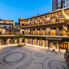 JI Hotel Chongqing Nanbin Road, Changjiahu Tanzi Stone Old Street, hotel v destinácii Čchung-čching