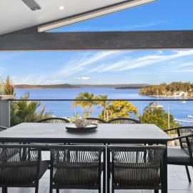 Above the Lake at Balcolyn Bayside, hotel in Bonnells Bay
