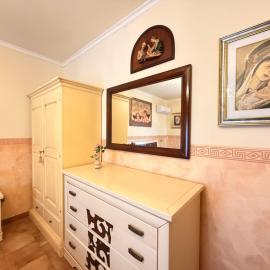 Art & Relax House