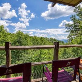 1023 English Mtn Condo by Beyond Expectations, hotel a Sevierville