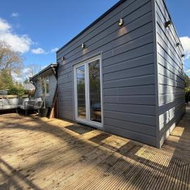 Nieuw Luxe Chalet in Bos met Veel Privacy & Rust!, hotel en Baarle-Nassau