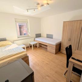 AK-Monteurzimmer, hotel u gradu 'Großostheim'