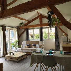 La Cabane aux Hirondelles