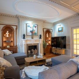 Luxury Victorian Flat in Cardiff City Centre, Stadium Side Stay