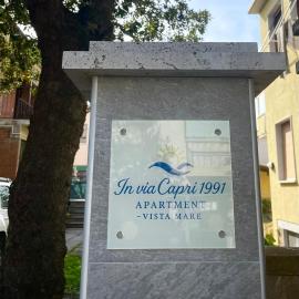 In Via Capri 1991 APARTMENT