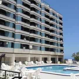 Beachfront Apt at Farol da Barra