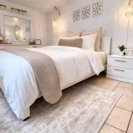 Private Guest Suite Near Hard Rock, Airport & Cruise Port