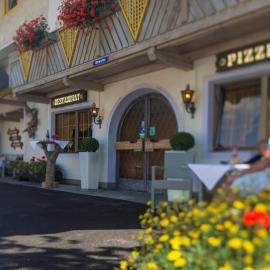 Hotel Chalet Olympia, hotel u gradu 'Monguelfo'