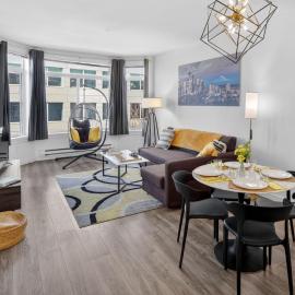 Vibrant City Gem/99 Walk/Pike Pl/Pool/Pet/Parking