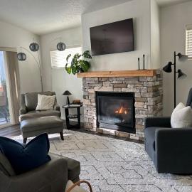 Warm and Cozy South Hill Place 3bd 2bath kitchen