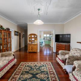 Albert Road Cottage, Bunbury - 3 bedroom & caravan, hotel i Bunbury