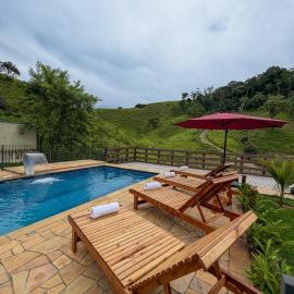 Villa Mantiqueira SFX - Suítes, hotel in São Francisco Xavier