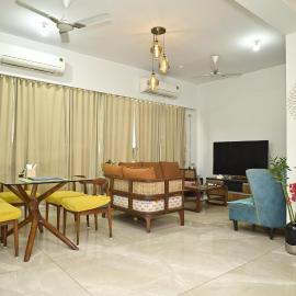 Sparksfly Service Apartments Kharghar, hotel i Koparpāda
