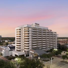 Hilton College Station & Conference Center, hotelli kohteessa College Station