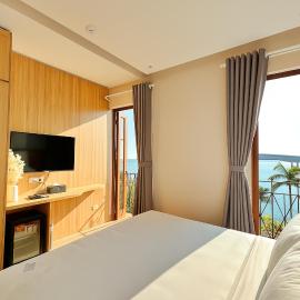 HANZ Lagoon Sunset Hotel