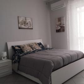 Appartamento Conte Verde، فندق في فيرتشيلي