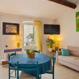 Casa Erbalunga Au cœur du village proche du port et de la plage, hotel em Erbalunga