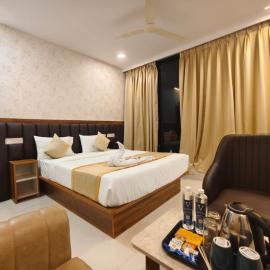 Hotel Vamshi Grand, viešbutis mieste Lingampalli