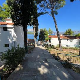 Korcula Lumbarda resort One Bedroom Apartment, отель в Лумбарде