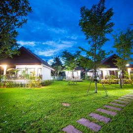 Pawarisa Resort, hotel in Pathiu