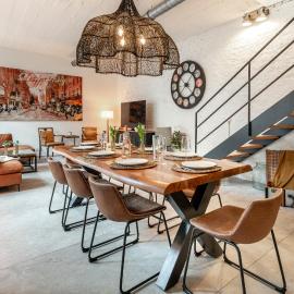 Beautiful Design 2 BR Loft