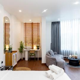 Sài Gòn Heat Hotel، فندق في مدينة هوشي منه