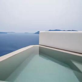 Cycladic Serenity Villa with Private dipping Pool in Oia