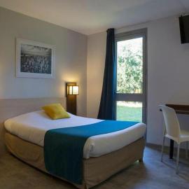 The Originals City, Hotel Novella Confort, Nantes Est、カルクフーのホテル