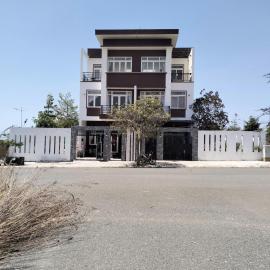 Hong's family house 2, hotel in Ấp Ngọc Hải