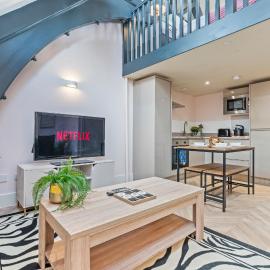 Urban Luxe Loft Hideaway