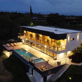 Casa RIO - Luxury Above the River, hotel v destinaci Pereira