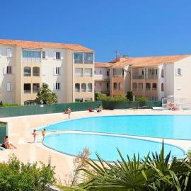 Le Lagon de Frejus Piscine XXL, hotel in Fréjus