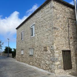 Giagia Melani's Village House – hotel w mieście Katikas