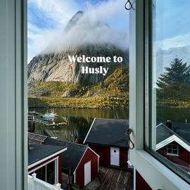 Husly Reine - your home with Reinebringen view