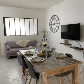Gite du Trefoux logement le Villainois, hotell sihtkohas Villaines-la-Gonais